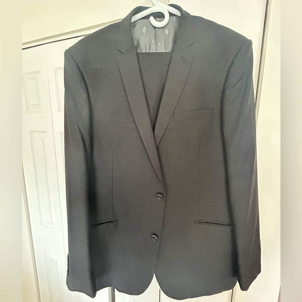 Charcoal Men’s Suit